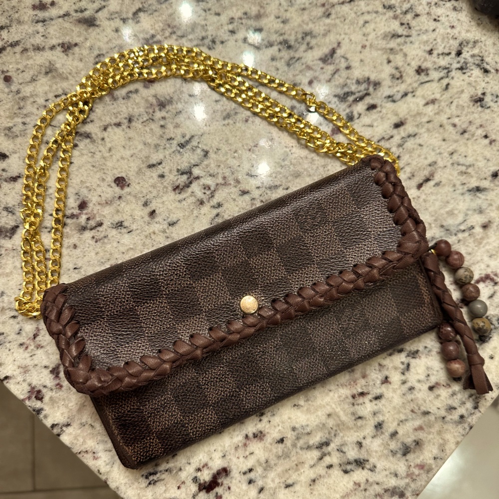 AUTHENTIV Revamped Vintage Louis Vuitton Wallet on Chain